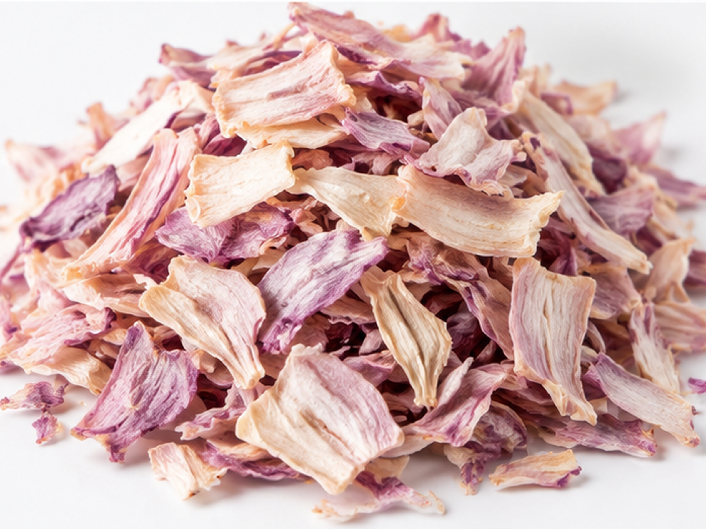 Dehydrated onion flakes — pale golden dried flakes, Indian origin